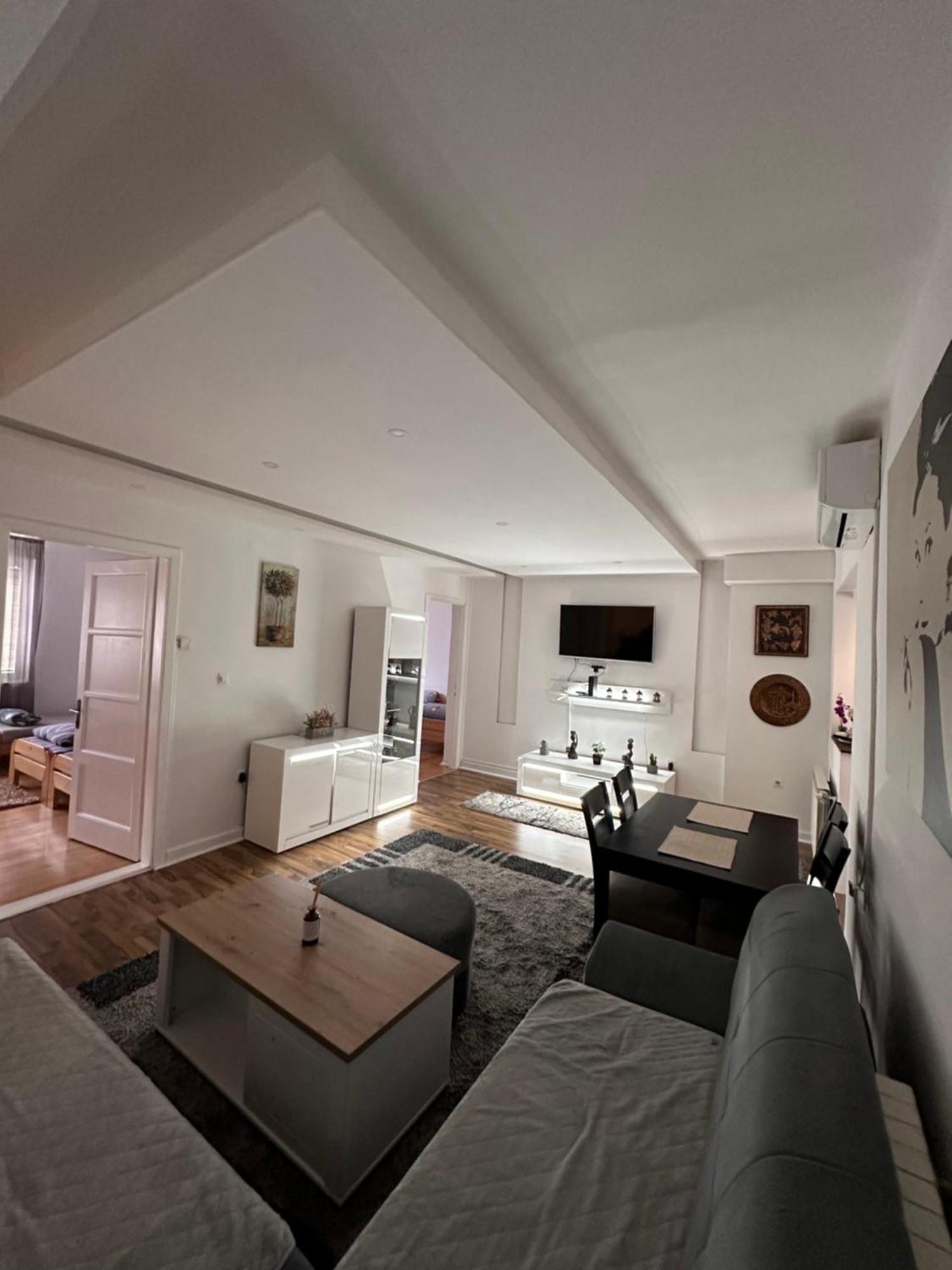 Elma Apartments ซาราเยโว ภายนอก รูปภาพ